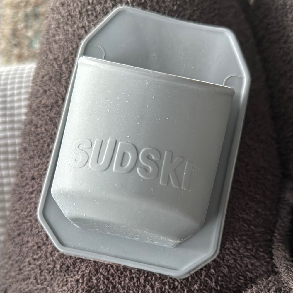 Sudski Shower Beer Holder